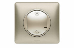 Legrand Céliane™ with Netatmo Socket