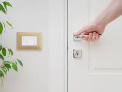 Legrand Màtix™ Smart Switch