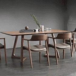 Italy Stands Dining Table